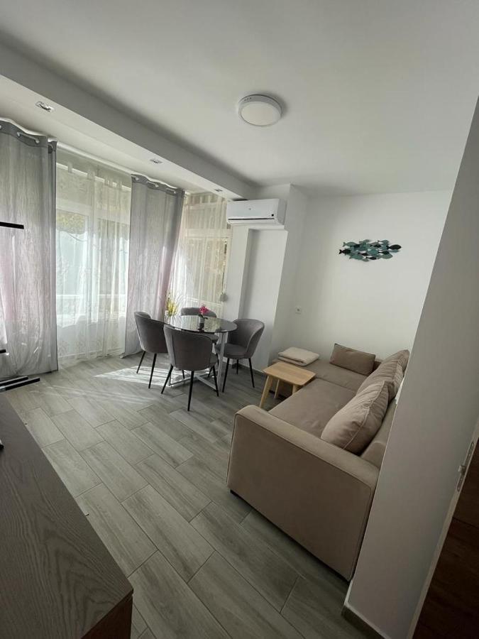 Blue Ocean Apartment توريمولينوس المظهر الخارجي الصورة